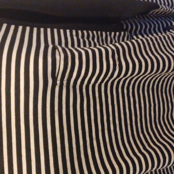 Seven7 Luxe Lane Bryant Long sheer sleeves TShirt - Picture 4 of 9